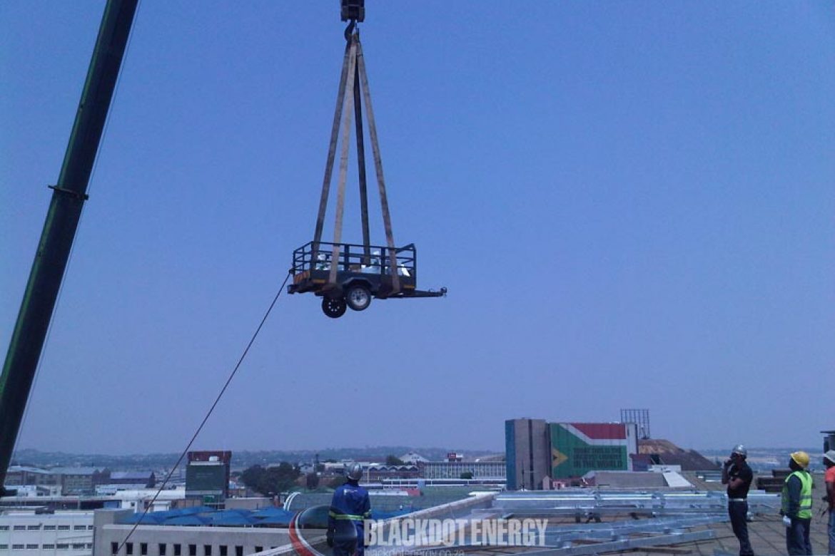 Crane lift for rooftop installation